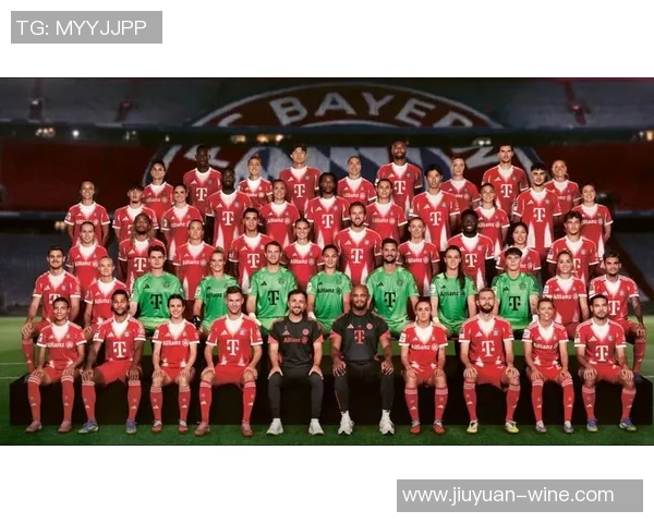 德国拜仁足球明星阵容全解析及其在赛场上的精彩表现