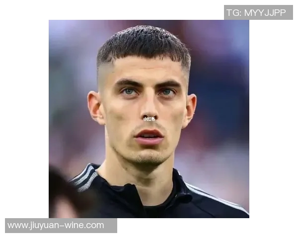 推荐适合男生的足球明星头像选择与风格解析 推荐适合男生的足球明星头像选择与风格解析