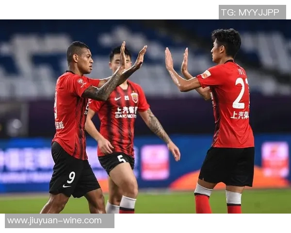 赛后分析:上海足球队与杭州足球队的战术意识与表现对比 赛后分析:上海足球队与杭州足球队的战术意识与表现对比