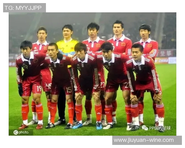 杭州足球队荣登全国足球配合排行榜第十位展现出色团队实力与协作精神 杭州足球队荣登全国足球配合排行榜第十位展现出色团队实力与协作精神