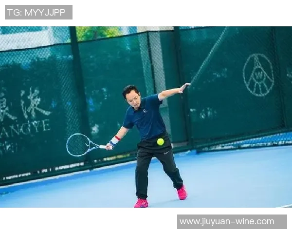 成都网球队耐力训练揭秘网球巨献背后的坚持与奋斗 成都网球队耐力训练揭秘网球巨献背后的坚持与奋斗